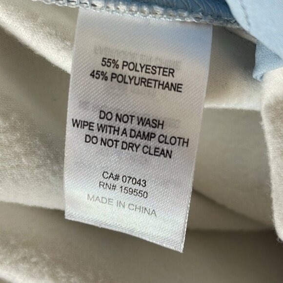 House Of Harlow 1960 Faux Leather Shorts Size Small - Picture 5 of 8